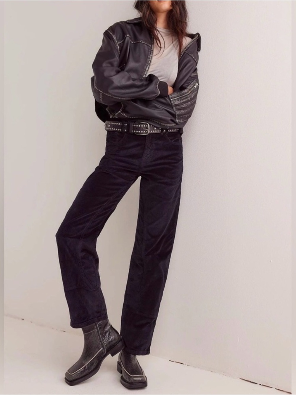 Free People Risk Taker High Rise Straight Leg Corduroys Jet Black Size 26 NWT